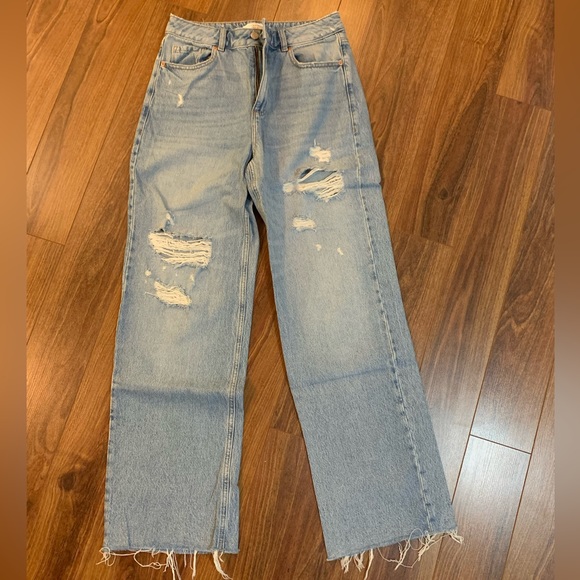 Dynamite Distressed Heidi Wide Leg Jeans excellent condition - Picture 3 of 9